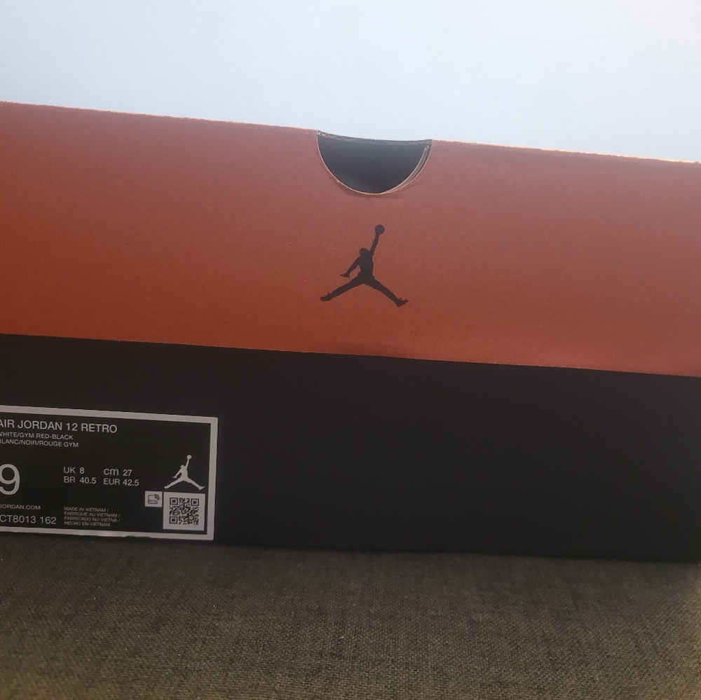 Air Jordan 12 Retro